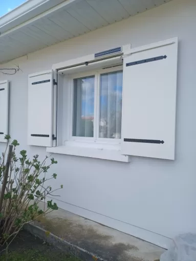 Volets battants sur mesure par Bel'Porte près de Mont de Marsan, Mont-de-Marsan, BEL'PORTE Menuiserie